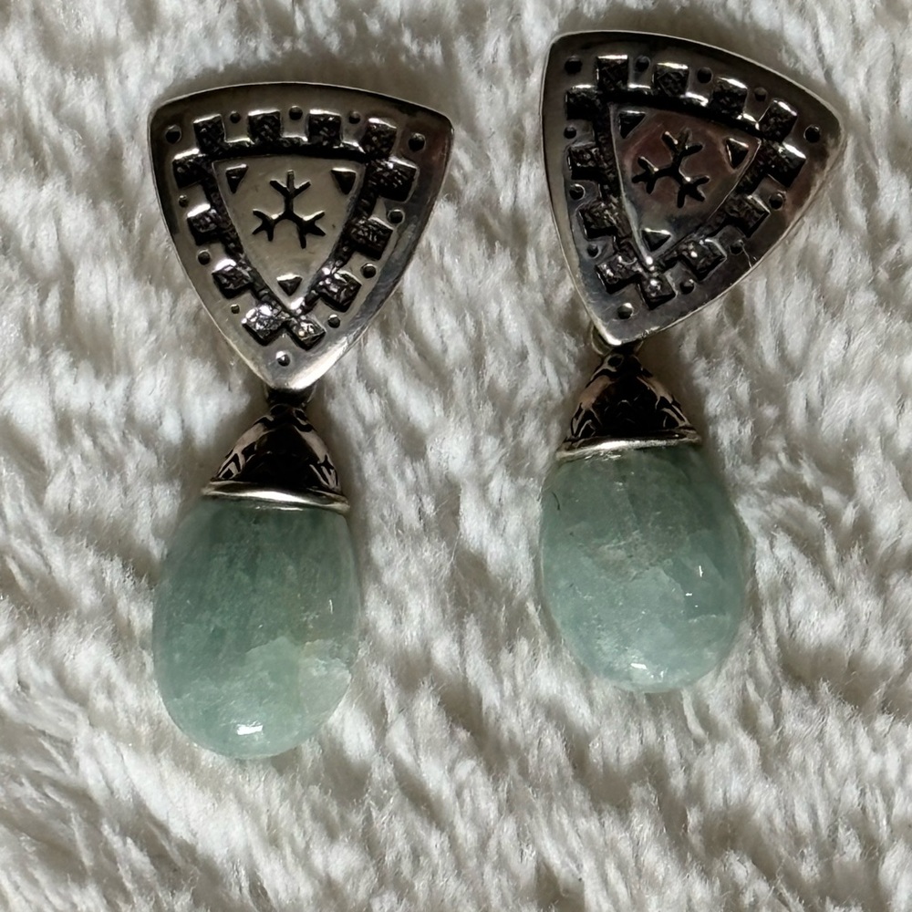 Carolyn Pollack Jade earrings made in 925 Sterling Silver.